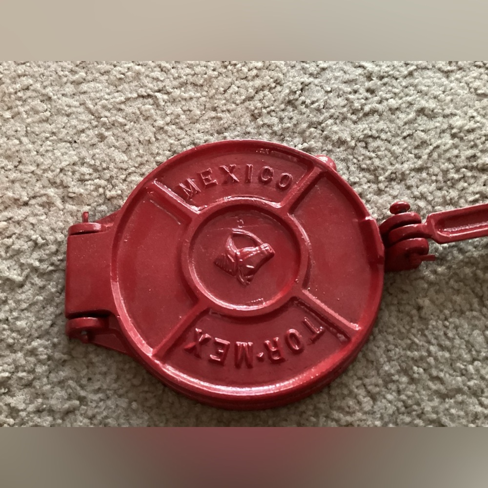 Cast Iron Mexican Tortilla Press Red 6.25 inch diameter